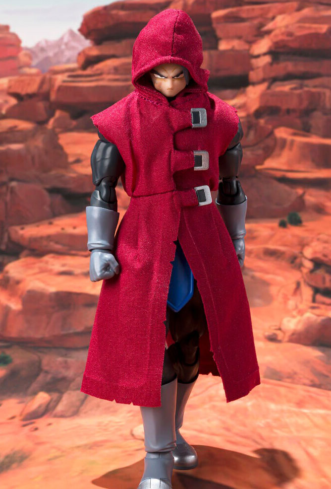 GIBLET Saiyan in Red Hooded Man S.H.Figuarts Figure DRAGON BALL LEGENDS BANDAI