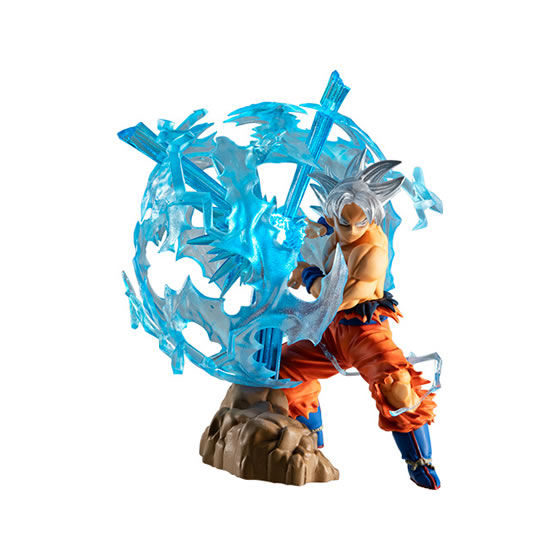 DRAGON BALL 01 ULTIMATE LUMINOUS HG PREMIUM GASHAPON BANDAI