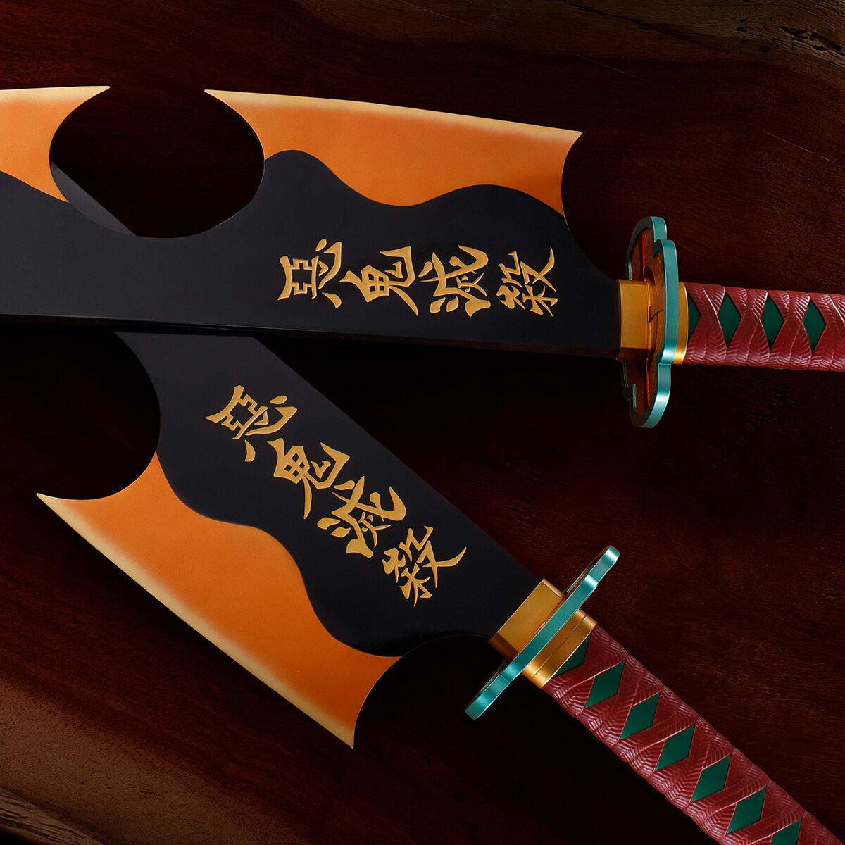 The Nichirin Sword of Tengen Uzui The Sound Hashira Demon Slayer Kimetsu no Yaiba PROPLICA BANDAI
