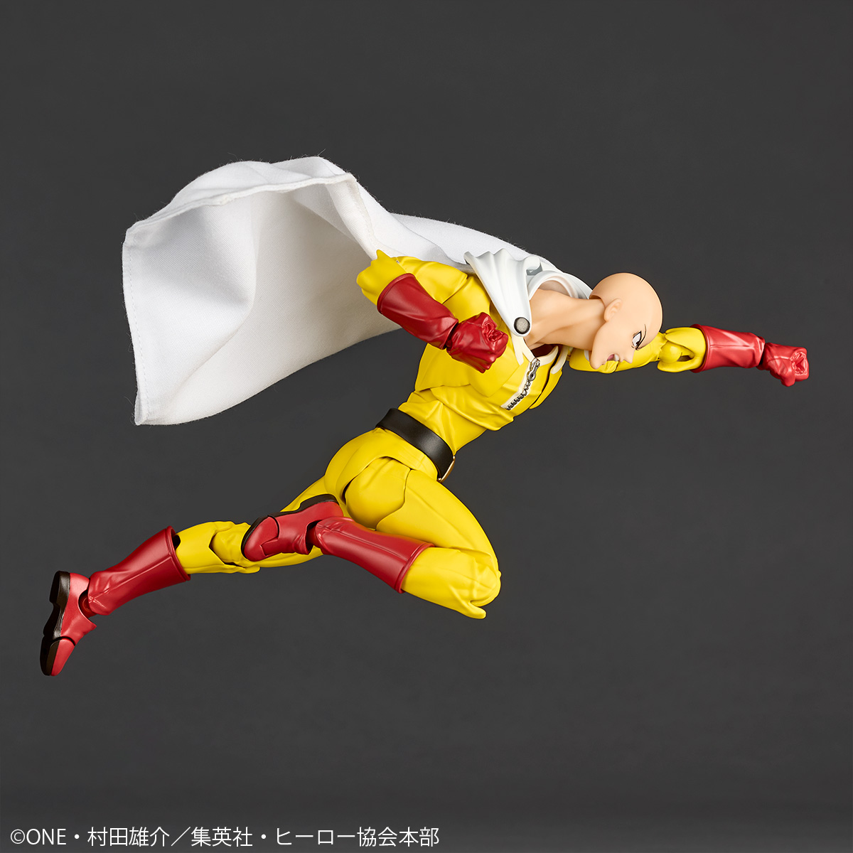 SAITAMA One Punch Man ONE-PUNCH MAN AMAZING YAMAGUCHI REVOLTECH Figure KAIYODO