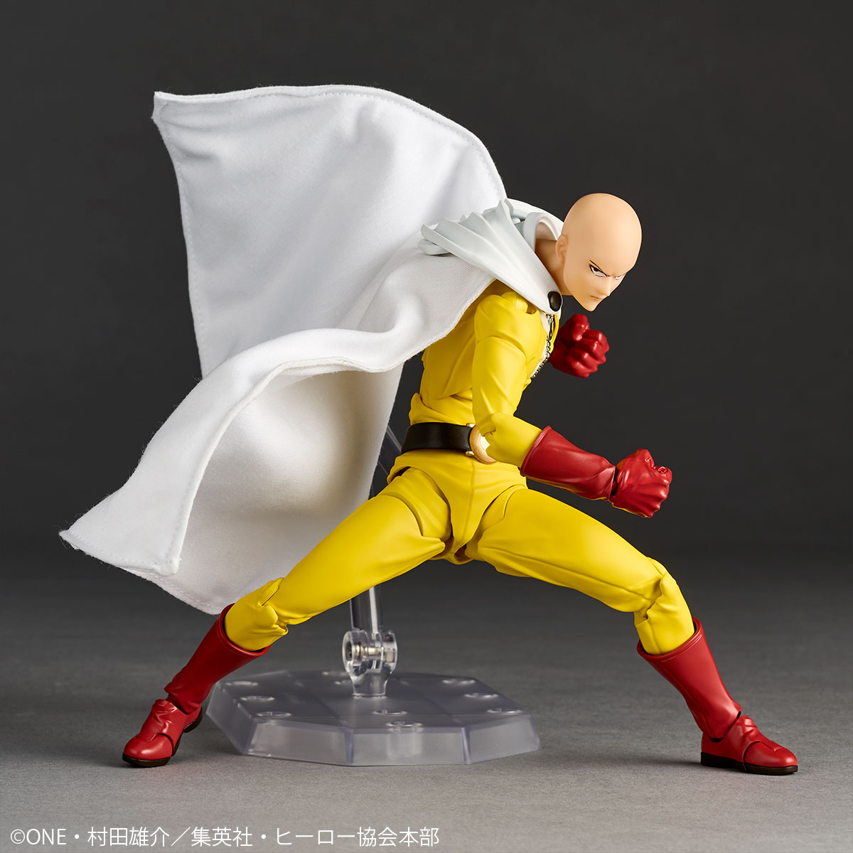 SAITAMA One Punch Man ONE-PUNCH MAN AMAZING YAMAGUCHI REVOLTECH Figure KAIYODO