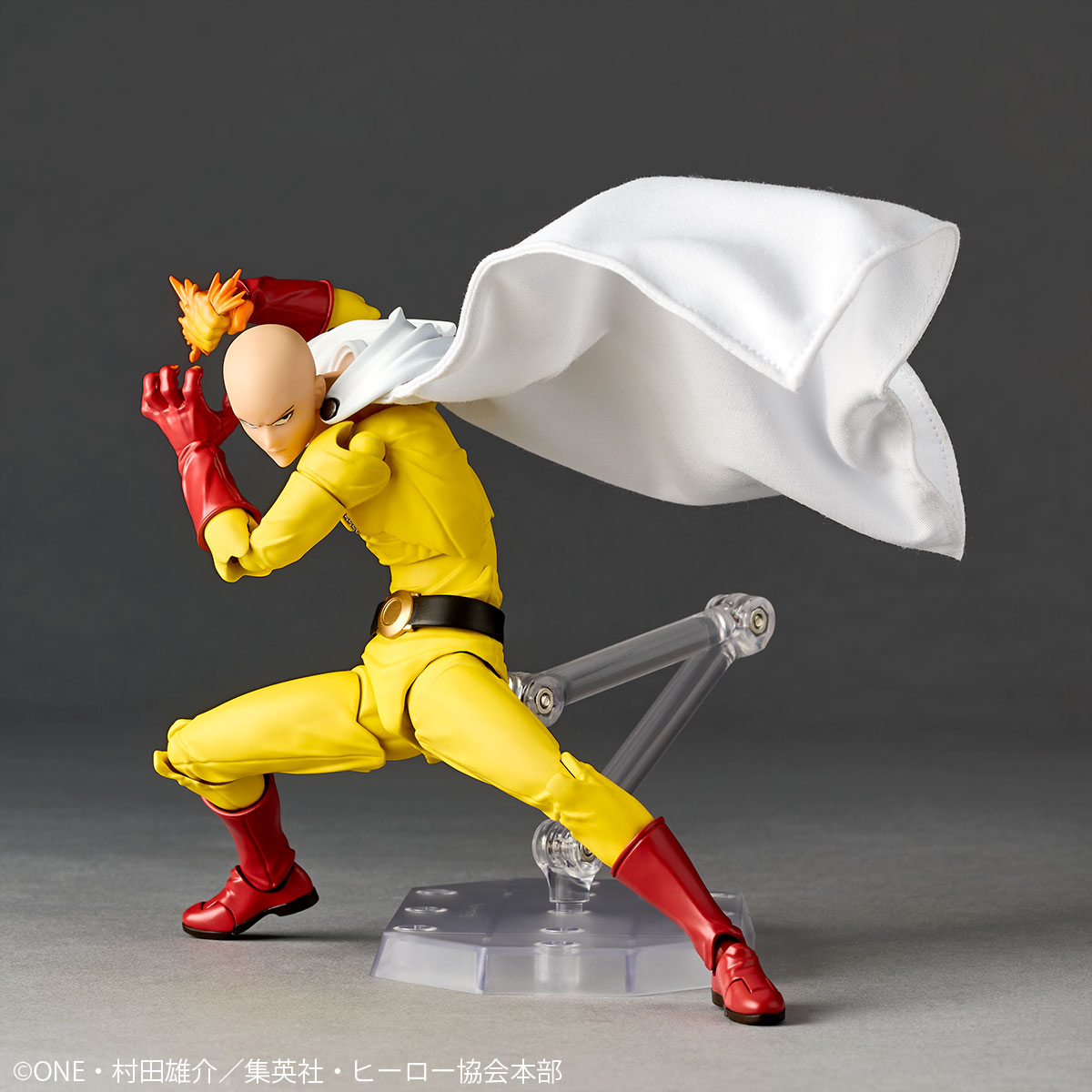 SAITAMA One Punch Man ONE-PUNCH MAN AMAZING YAMAGUCHI REVOLTECH Figure KAIYODO