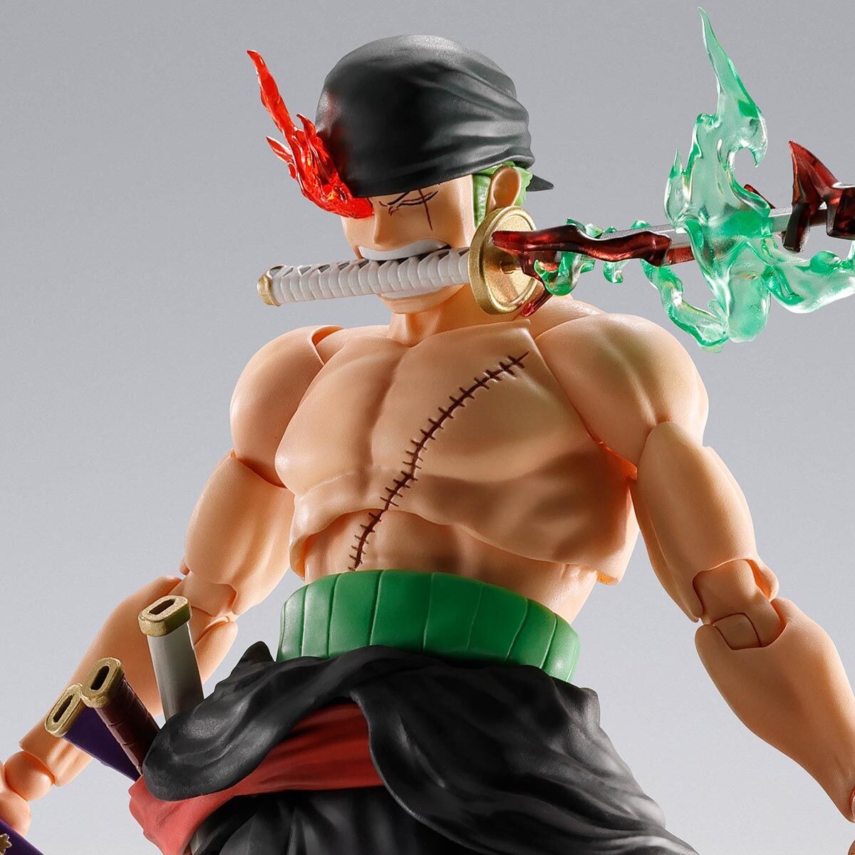 Roronoa Zoro S.H.Figuarts Figure King of Hell Three Sword Style ONE PIECE BANDAI