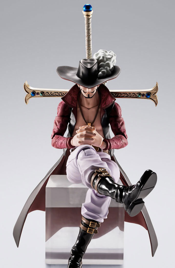 Dracule Mihawk Hawk Eyes ONE PIECE S.H.Figuarts Figure PREMIUM BANDAI