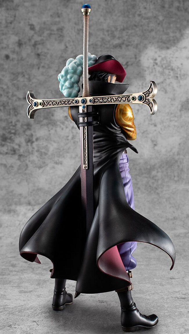 Dracule Mihawk SA-LIMITED Hawk Eyes Ver.R SA-LIMITED ONE PIECE S.H.Figuarts Figure PREMIUM BANDAI